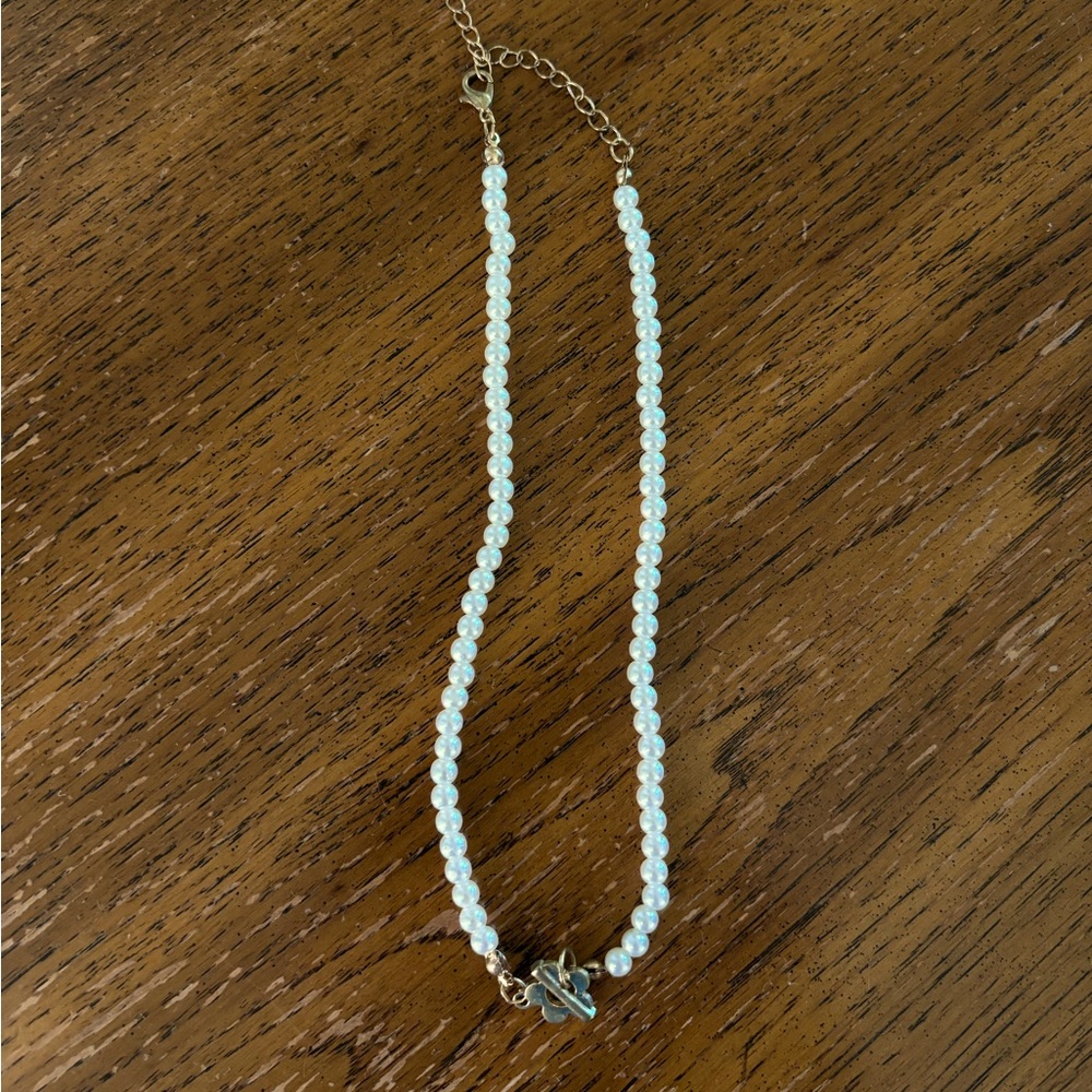 Pearl Necklace with Pendant.